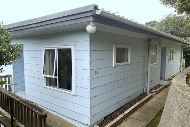 Photo of property in 18 Blackbridge Road, Wadestown, Wellington, 6012