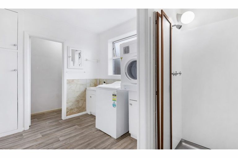 Photo of property in 28 Collingwood Street, New Brighton, Christchurch, 8061