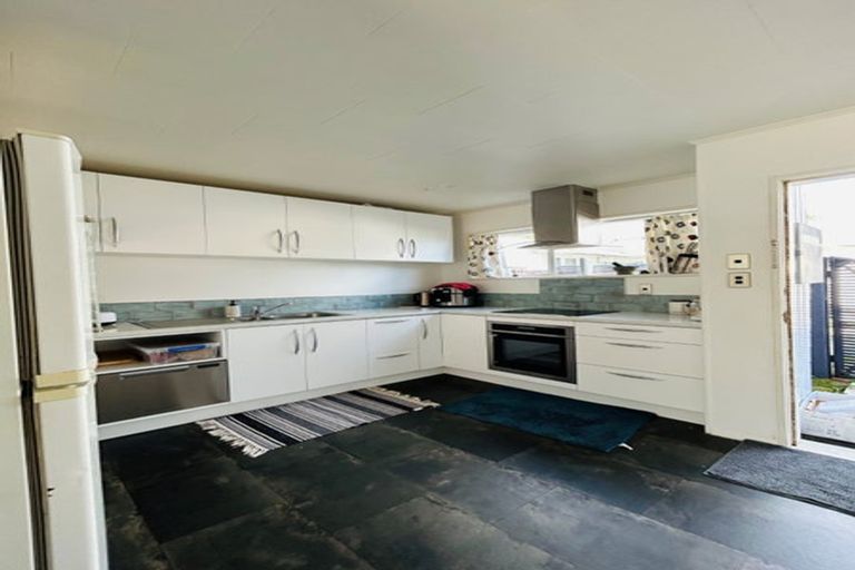 Photo of property in 2/68 Tasman Street, The Wood, Nelson, 7010