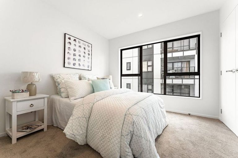 Photo of property in 13/3226 Great North Road, New Lynn, Auckland, 0600