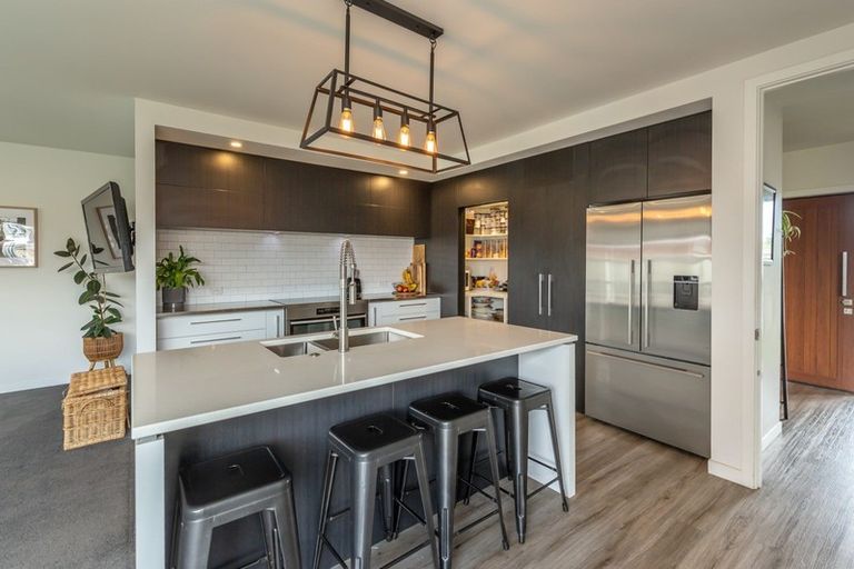 Photo of property in 33 Lewis Crescent, Rolleston, 7614