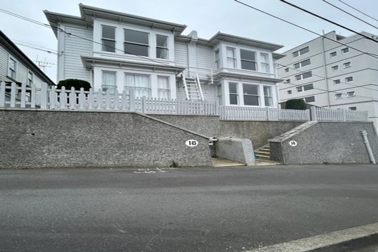 Photo of property in 16a Thompson Street, Mount Cook, Wellington, 6011