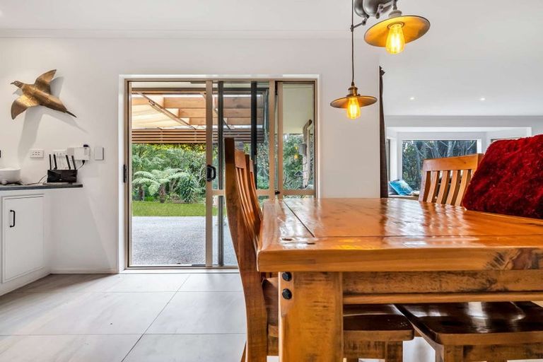 Photo of property in 17 Brights Road, Waiuku, 2123