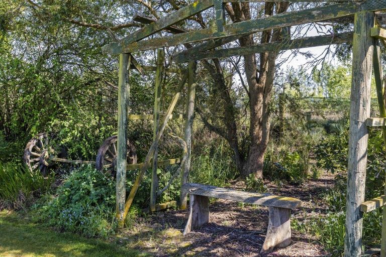 Photo of property in 1501 Tram Road, Swannanoa, Rangiora, 7475