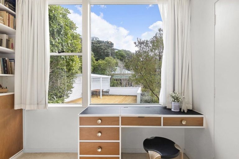 Photo of property in 79a Todman Street, Brooklyn, Wellington, 6021