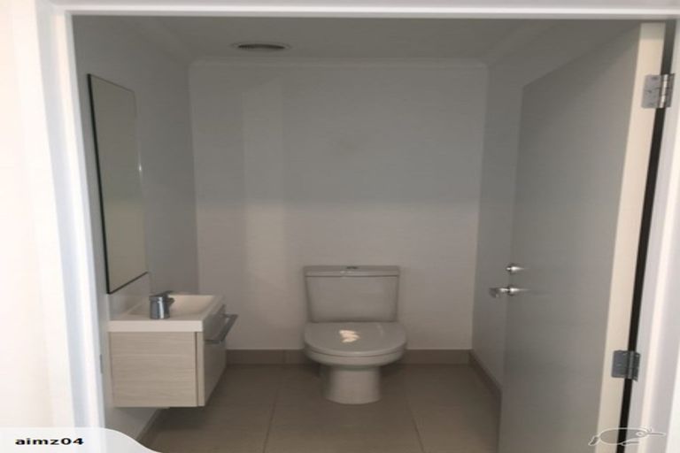 Photo of property in 4 Torea Tai Road, Hobsonville, Auckland, 0616