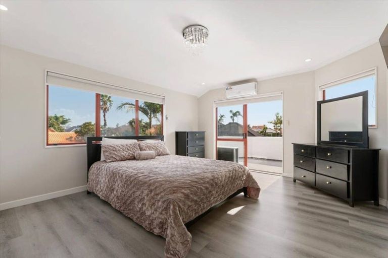 Photo of property in 8 Monterey Key, Papamoa Beach, Papamoa, 3118