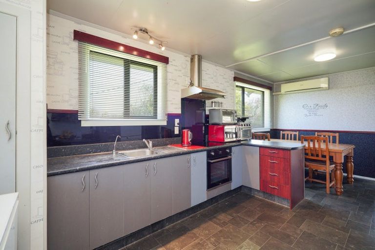 Photo of property in 44 Princes Road, Greenhills, Invercargill, 9877