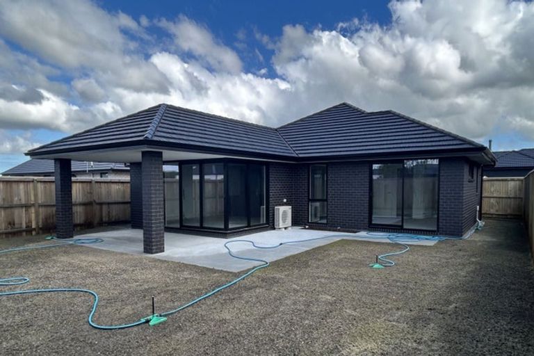 Photo of property in 4 Rabbit Way, Rolleston, 7615