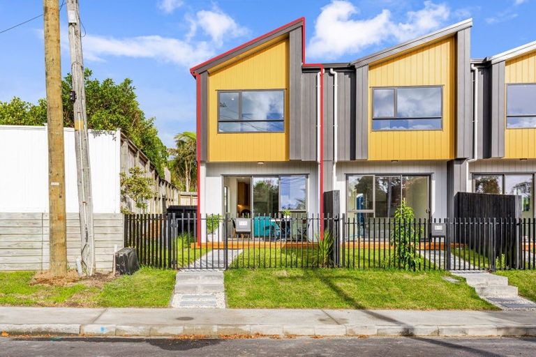 Photo of property in 5/12 Fraser Road, Narrow Neck, Auckland, 0624