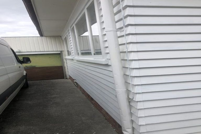 Photo of property in 3/98 Kenderdine Road, Papatoetoe, Auckland, 2025