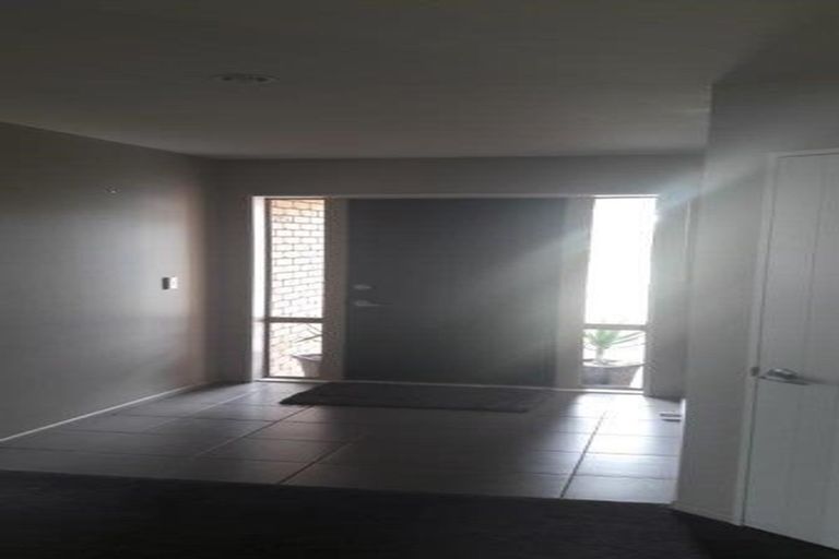 Photo of property in 5 Marlowe Place, Rolleston, 7614