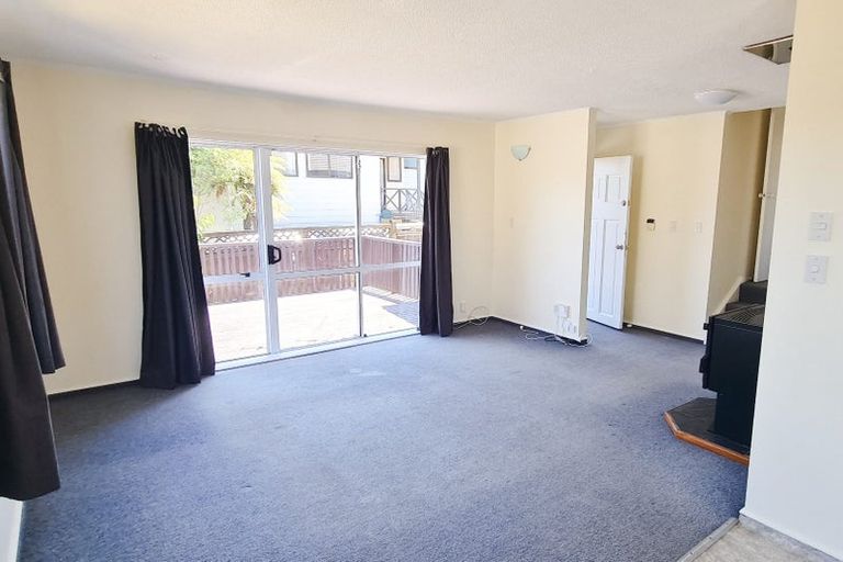 Photo of property in 66 Dominica Crescent, Grenada Village, Wellington, 6037