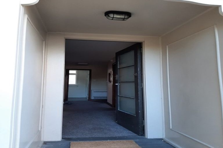 Photo of property in 118 Holly Road, St Albans, Christchurch, 8014