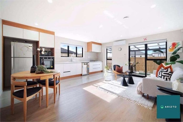 Photo of property in 8 Rorotu Avenue, Karaka, Papakura, 2113