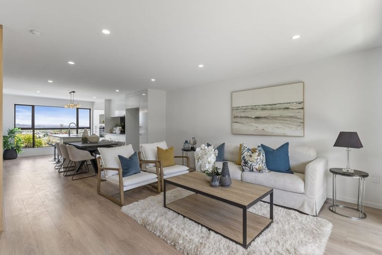 Photo of property in 8c Howe Street, Howick, Auckland, 2014