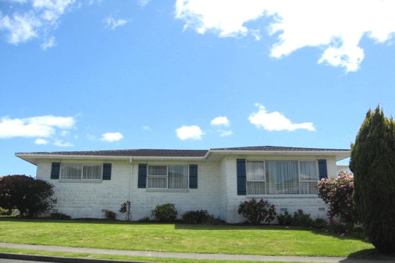 Photo of property in 45 Fergusson Street, Stoke, Nelson, 7011