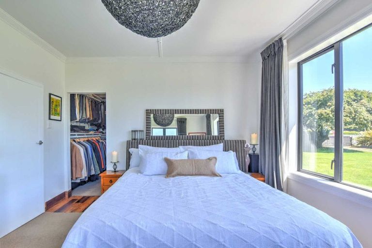 Photo of property in 101 Seaward Road, Edendale, 9825