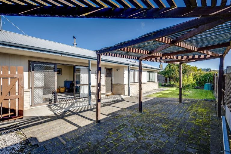 Photo of property in 8 Cardiff Place, Tamatea, Napier, 4112