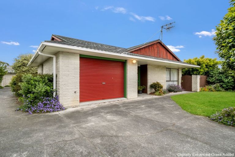 Photo of property in 250-252 Albert Street, Hokowhitu, Palmerston North, 4410