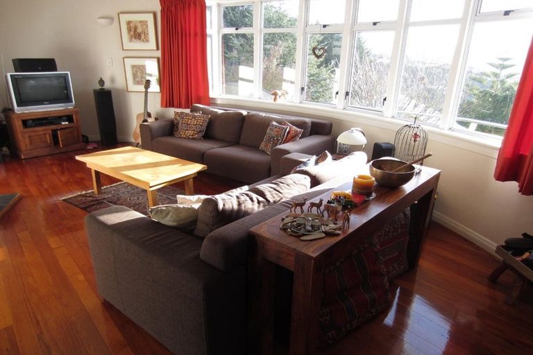 Photo of property in 18 Earls Road, Saint Clair, Dunedin, 9012