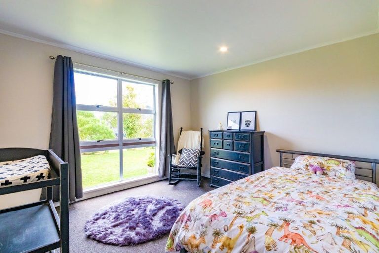 Photo of property in 16 Kimberley Grove, Westbrook, Palmerston North, 4412