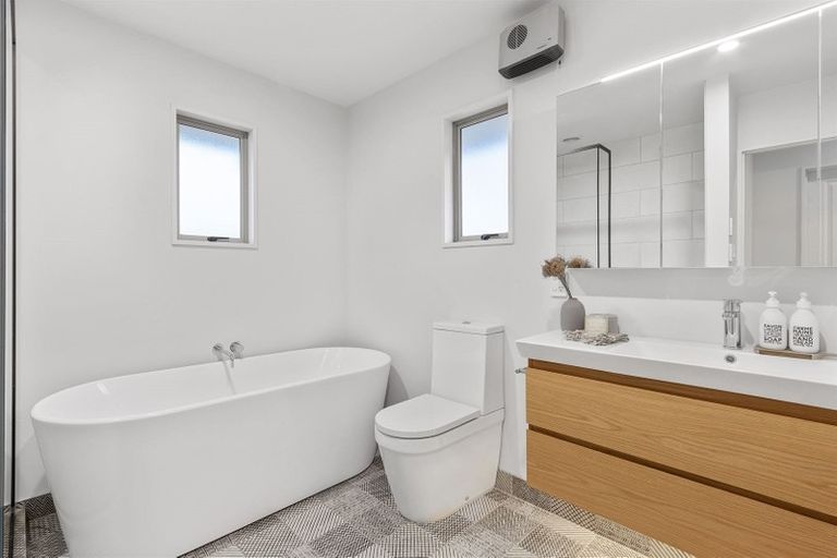 Photo of property in 16a Mona Vale Avenue, Riccarton, Christchurch, 8011