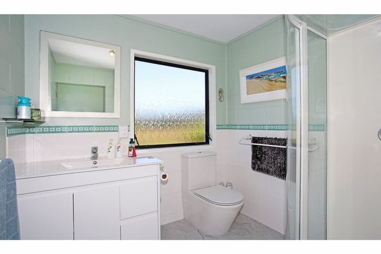 Photo of property in 41 Jack Paterson Road, Opaheke, Papakura, 2584