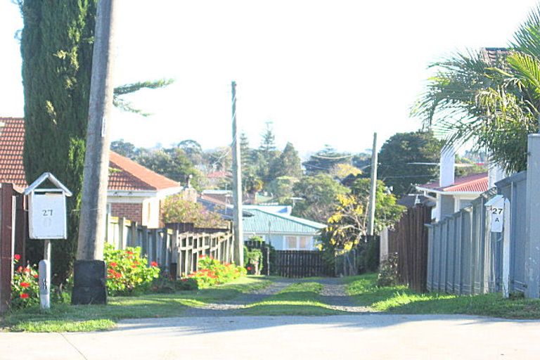 Photo of property in 27 Great South Road, Manurewa, Auckland, 2102