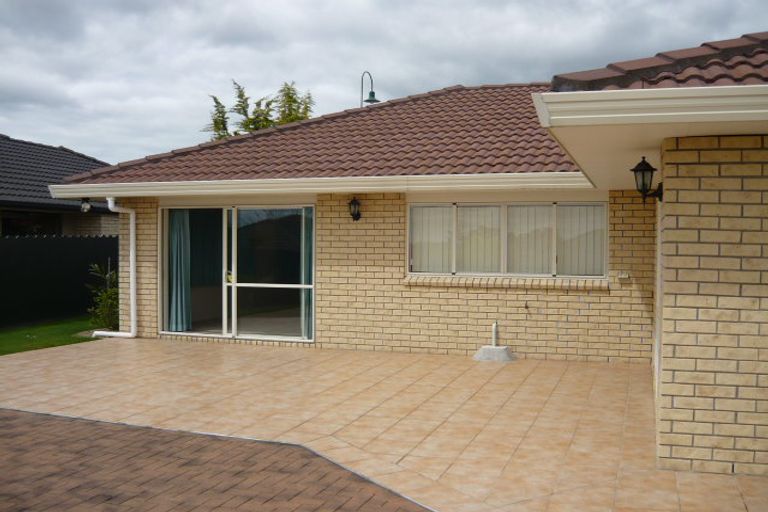 Photo of property in 175 Kilkenny Drive, East Tamaki Heights, Auckland, 2016