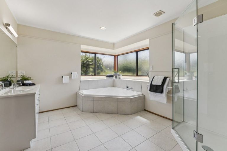 Photo of property in 1/11 Faulkner Road, Northcote Point, Auckland, 0627