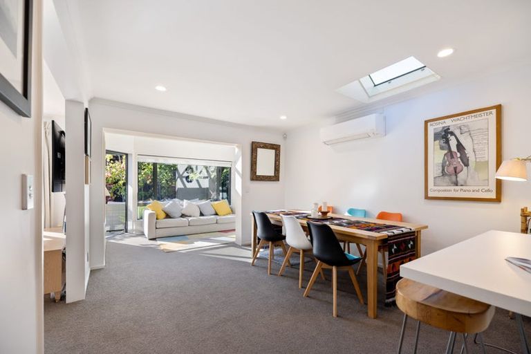 Photo of property in 3/206 Springfield Road, St Albans, Christchurch, 8014