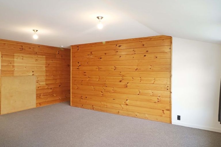 Photo of property in Te Awhina Apartments, 28/22u Sussex Street, Mount Cook, Wellington, 6021