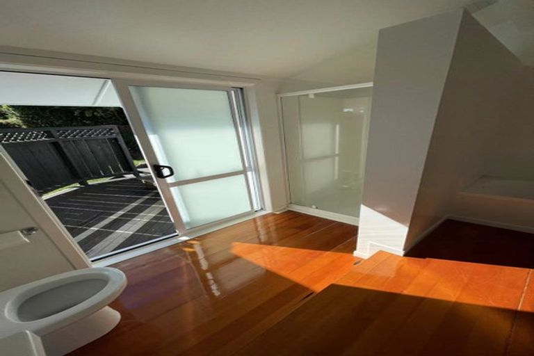 Photo of property in 9 Wolsley Avenue, Milford, Auckland, 0620