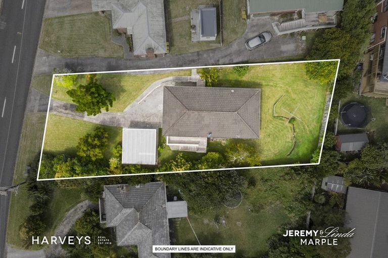 Photo of property in 35 South Lynn Road, Titirangi, Auckland, 0604