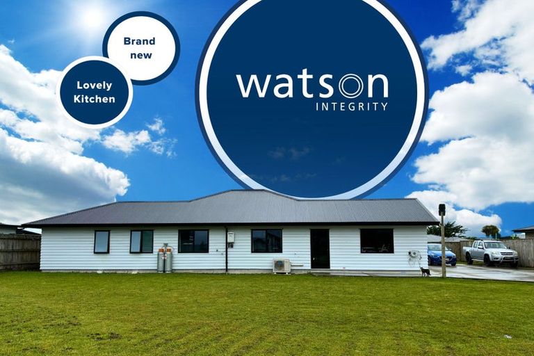 Photo of property in 6 Ash Close, Levin, 5510