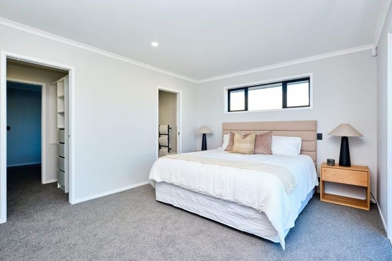 Photo of property in 11 Dolcetto Place, Pokeno, 2402