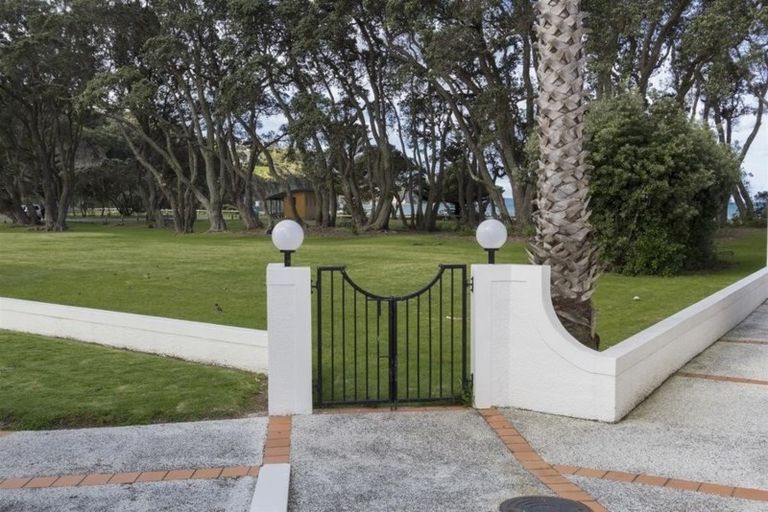 Photo of property in Oceanside Apartments, 10/453 Hibiscus Coast Highway, Orewa, 0931