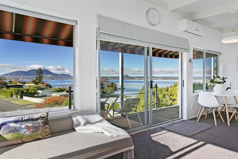 Photo of property in 4/22 Alberta Street, Acacia Bay, Taupo, 3330