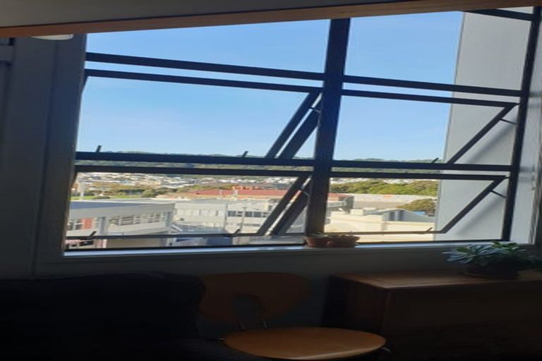 Photo of property in Urbane Apartments, 32/29 Webb Street, Mount Cook, Wellington, 6011