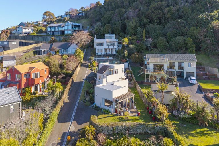 Photo of property in 718 Acacia Bay Road, Acacia Bay, Taupo, 3330