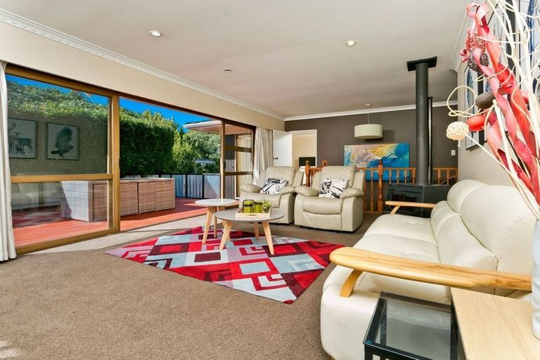 Photo of property in 223 Glamorgan Drive, Torbay, Auckland, 0630