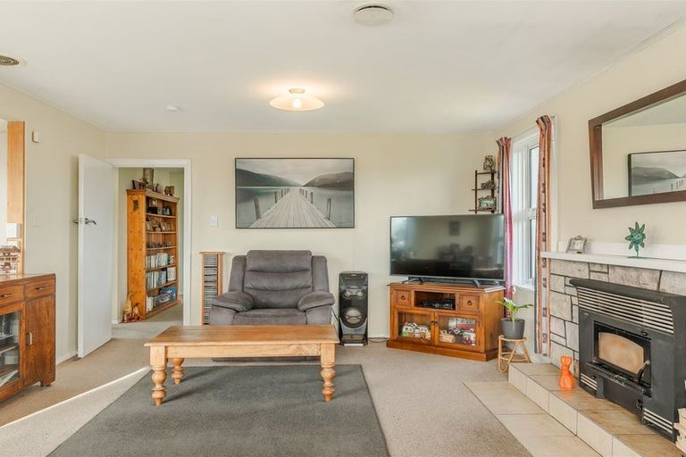 Photo of property in 181a Queen Street, Westport, 7825