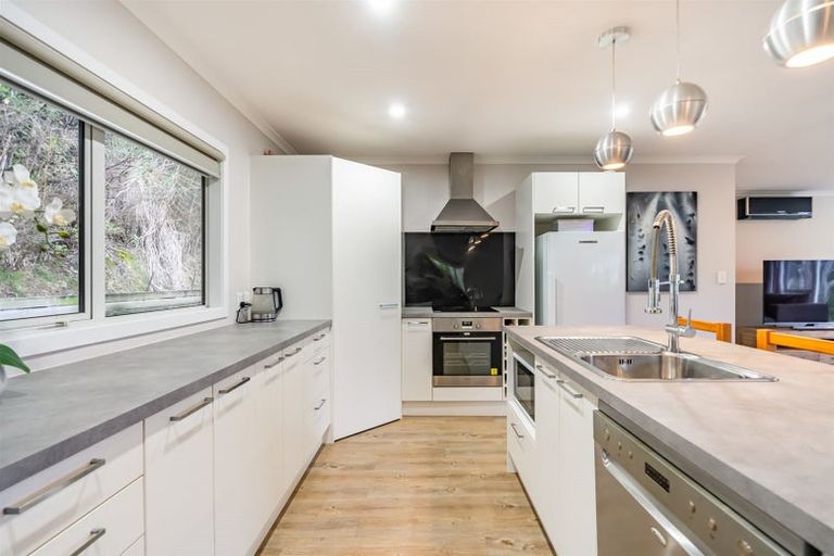 Photo of property in 23a Seagull Place, Whitby, Porirua, 5024