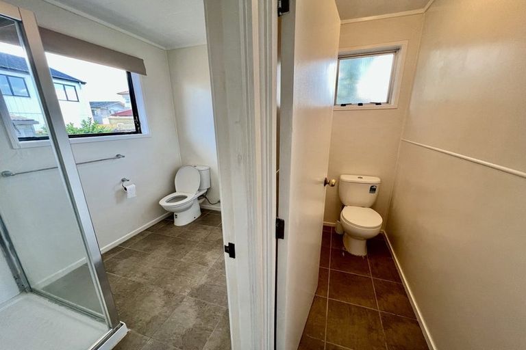 Photo of property in 44 Marvon Downs Avenue, Pakuranga Heights, Auckland, 2010