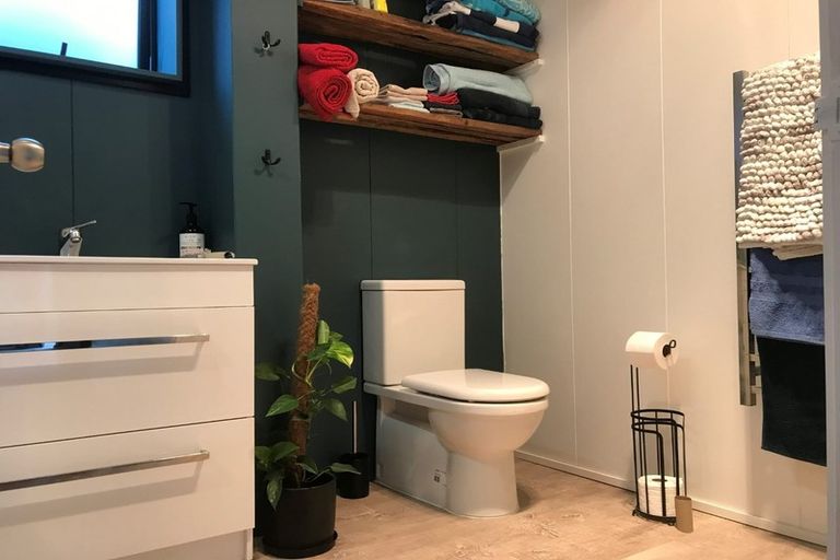 Photo of property in 33 Grahamtown Road, Onerahi, Whangarei, 0174