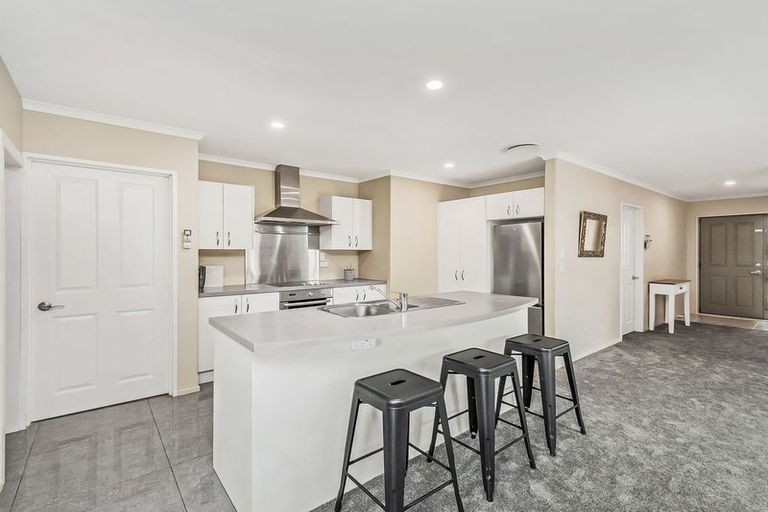 Photo of property in 47 Rolleston Drive, Rolleston, 7614