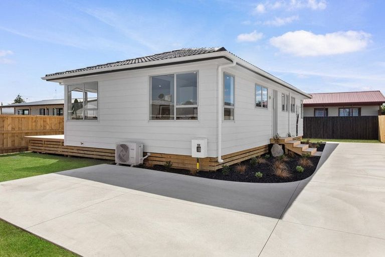 Photo of property in 15a Lethborg Street, Dinsdale, Hamilton, 3204