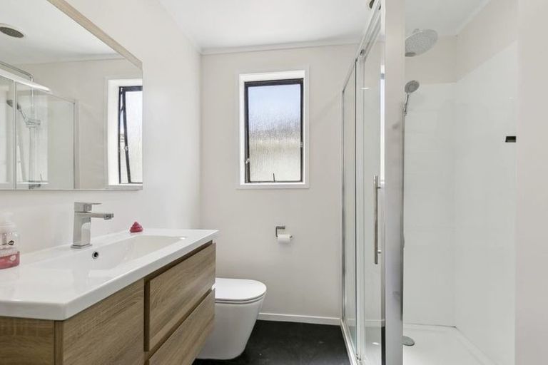 Photo of property in 41 Dimock Street, Titahi Bay, Porirua, 5022