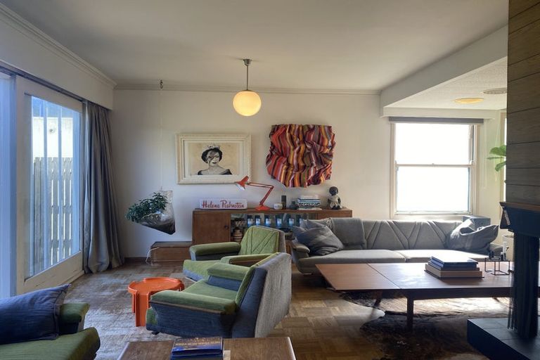 Photo of property in 9 Strathmore Avenue, Strathmore Park, Wellington, 6022